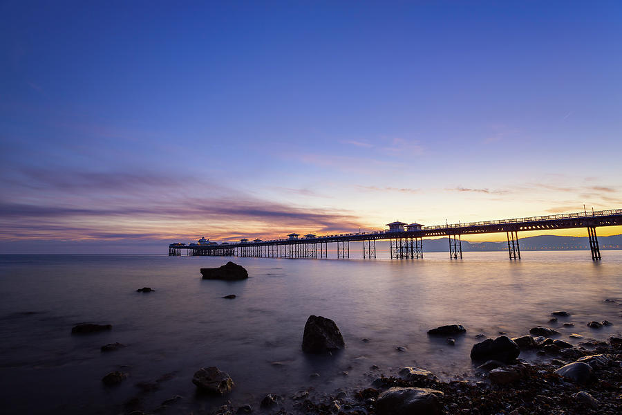 Llandudno Pier at Sunrise Photograph by Ian Good