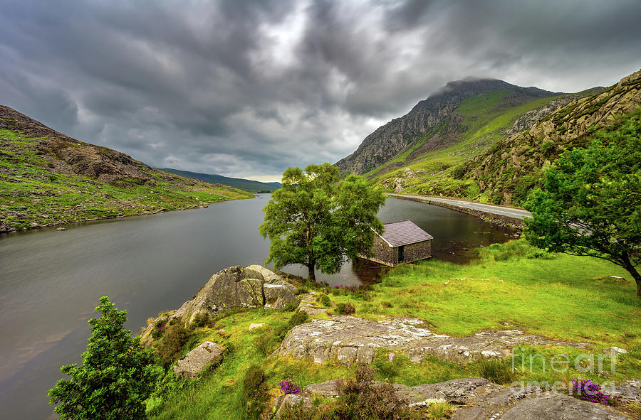 Llyn Ogwen with Tryfan Mountain Snowdonia  Photograph by Adrian Evans