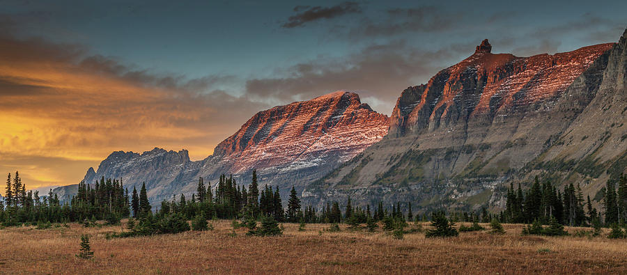 Logan Pass Sunset Pano Photograph By Cliff Wassmann - Pixels