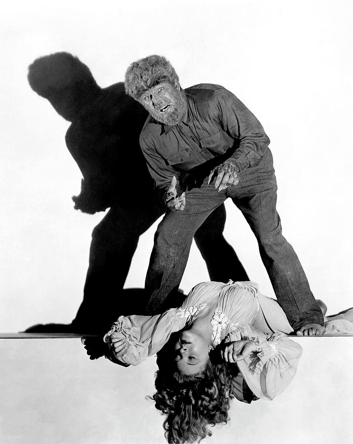 Evelyn Ankers Photograph - LON CHANEY JR. and EVELYN ANKERS in THE WOLF MAN -1941-, directed by GEORGE WAGGNER. by Album