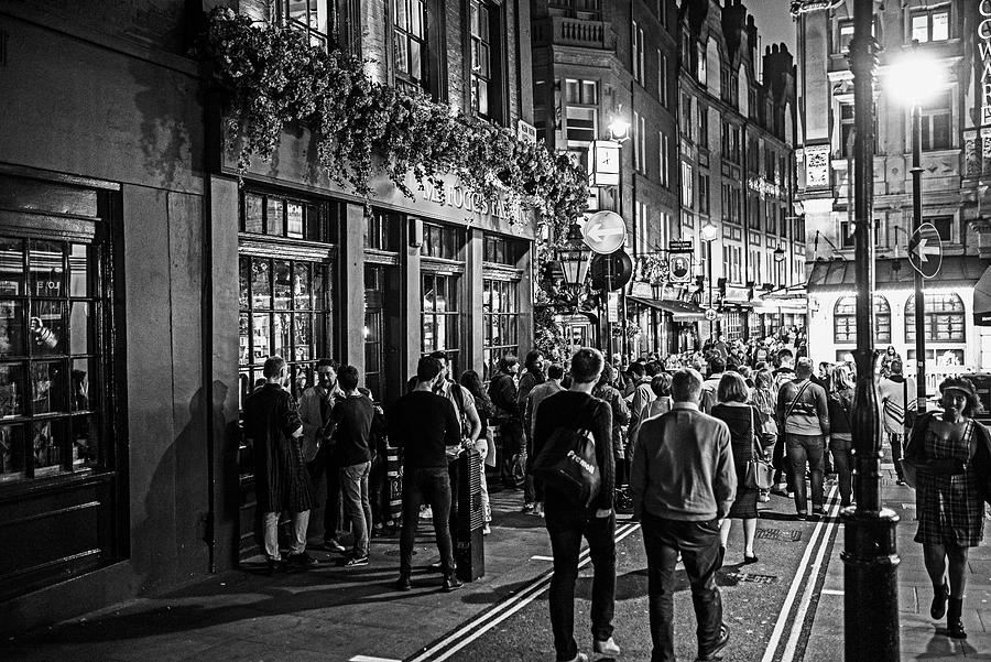 London Nightlife Covent Garden London England UK Black and White Photograph by Toby McGuire