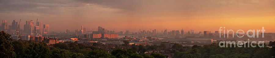 London Wakes Up To Golden Dawn Panorama Photograph by Catherine Sullivan