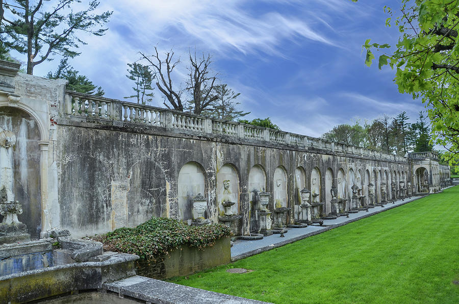 Longwood Gardens Wall Photograph by Bill Cannon