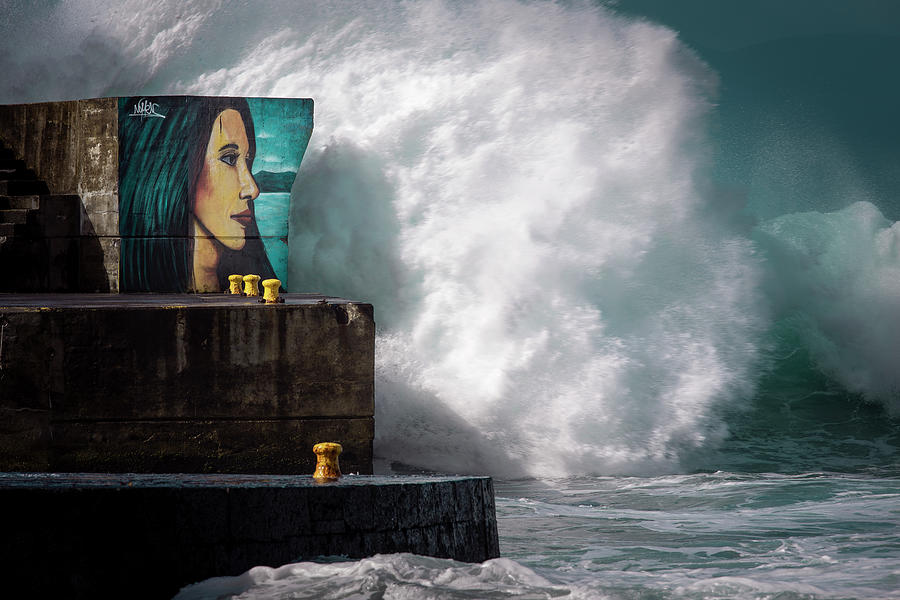 Looking At The Sea 03 by Edgar Laureano Looking At The Sea 03 by Edgar Laureano
