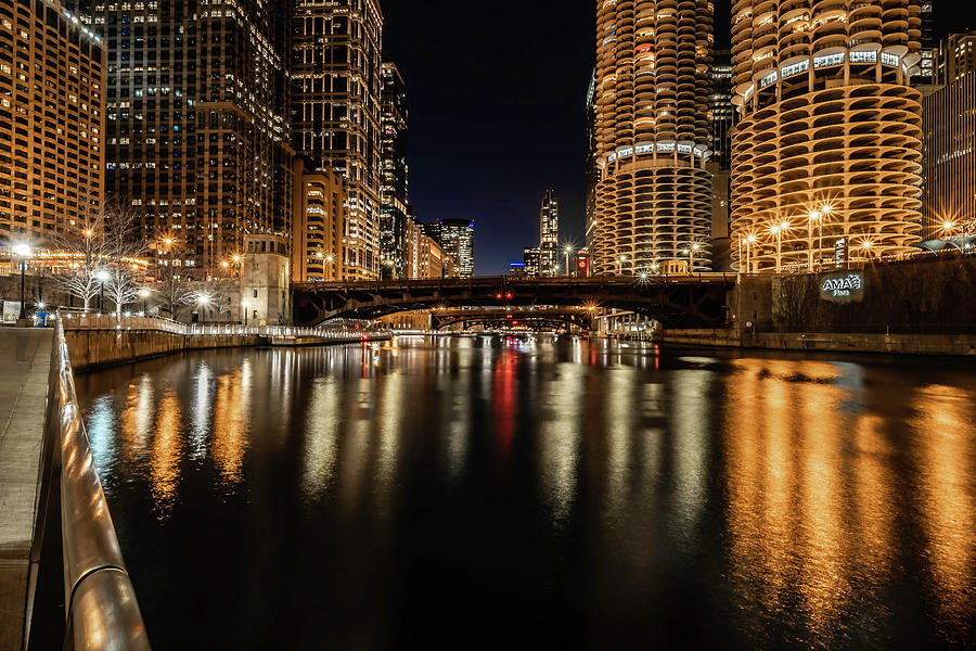 Looking down the Chicago River Photograph by Sven Brogren