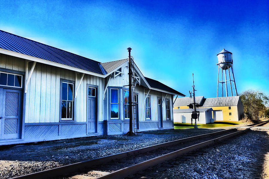 Louisa Train Depot Photograph by Anthony M Davis