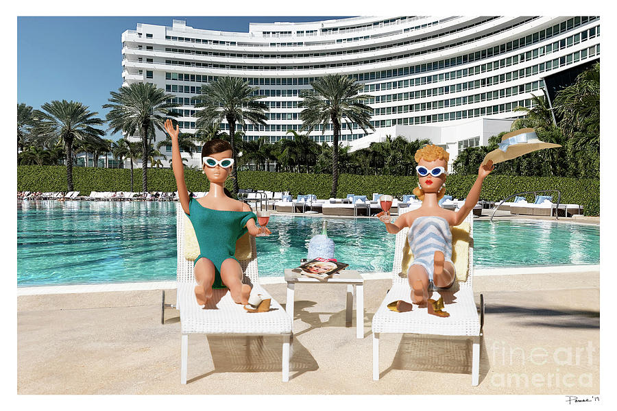 Lounge Girls at The Fontainebleau Digital Art by David Parise