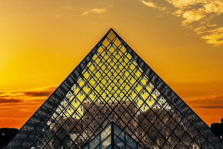 Louvre Pyramid Sunset - Paris Photograph by Stuart Litoff