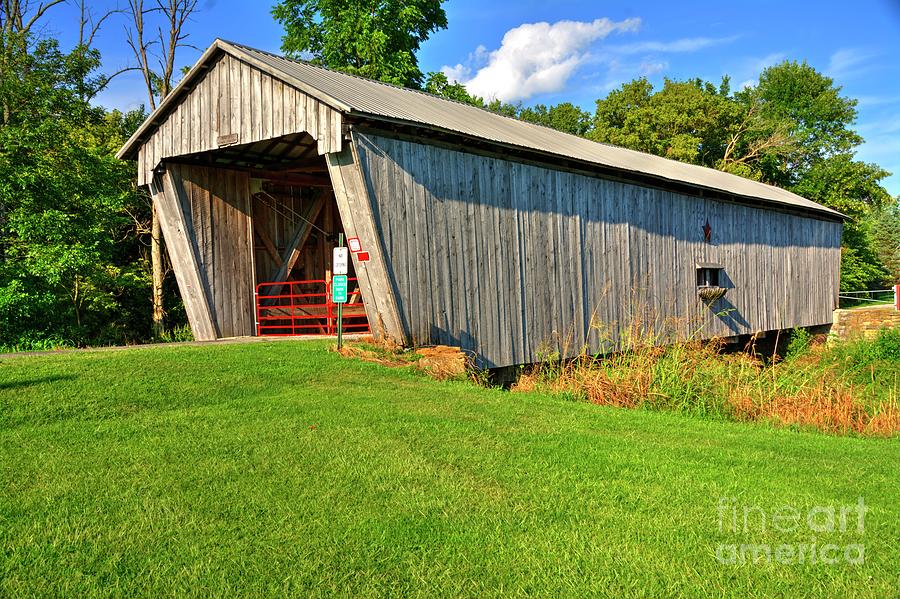 Lynchburg Ohio Covered Bridge Photograph by Paul Lindner - Pixels