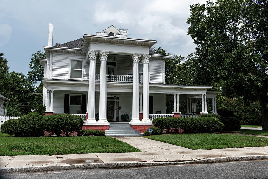 Mac Hyman House, Cordele Photograph by Greer's Gallery