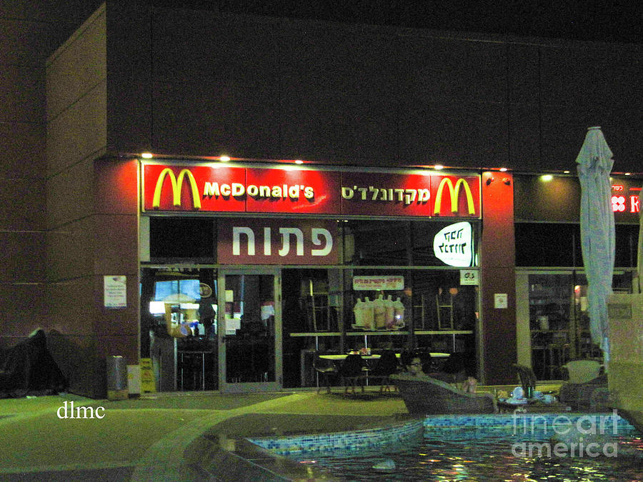 MacDonalds Restaurant Photograph by Donna L Munro