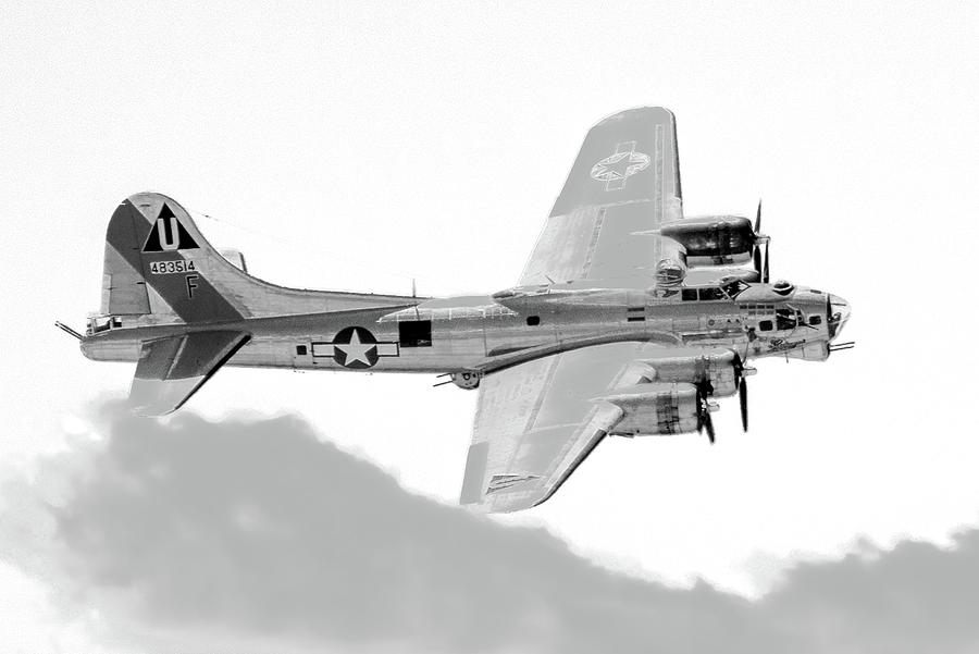 Machinescape Warbird B-17 Flying Fortress Flatten B10b Digital Art By 