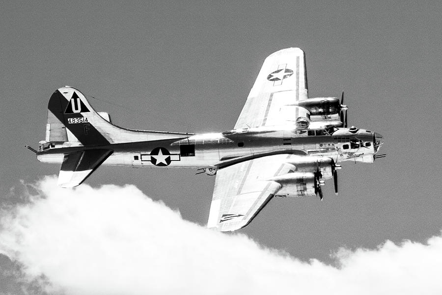 Machinescape Warbird B-17 Flying Fortress Flatten B10c Digital Art By ...