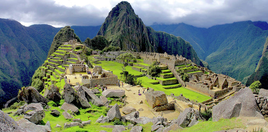 Machu Picchu Green Photograph by Yoseph Lakein - Fine Art America