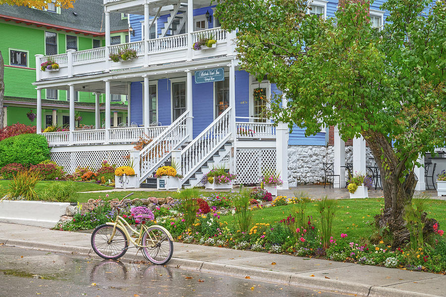 Mackinac Island Photograph - Mackinac Island On Lake Huron Is Gorgeous. Heres One Example Among Many. by Bijan Pirnia Mackinac Island Photograph - Mackinac Island On Lake Huron Is Gorgeous. Heres One Example Among Many. by Bijan Pirnia