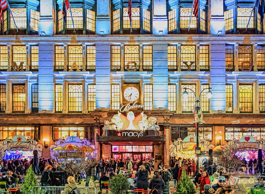 Macys Herald Square Store with Holiday Shoppers in New York Cit Photograph by David Oppenheimer
