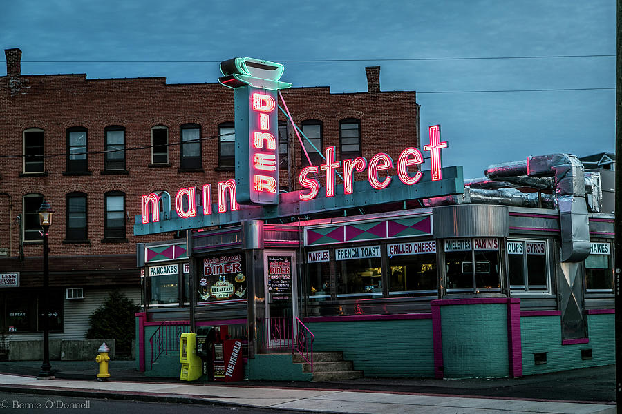 Main Street Diner Photograph By Bernie O Donnell Fine Art America   Main Street Diner Bernie Odonnell 