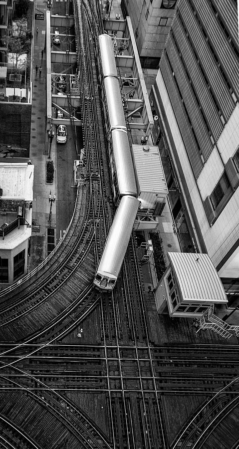 Making the Turn - Chicago L Photograph by Stephen Stookey
