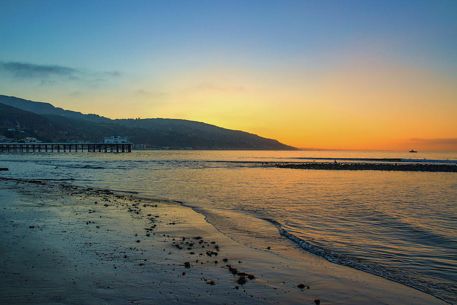 Malibu Surfrider Beach Sunrise Photograph by Matthew DeGrushe