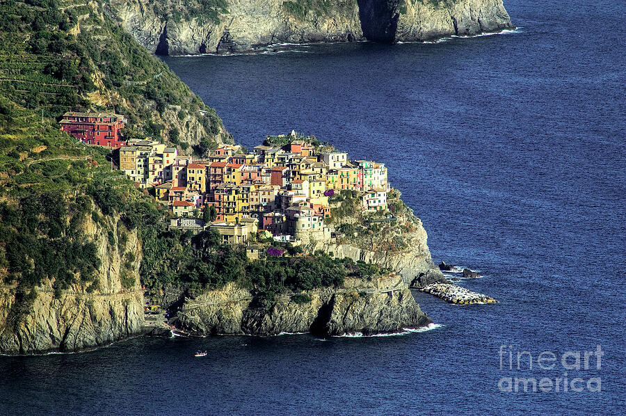 Manarola - 5 Terre - Italy Photograph by Paolo Signorini - Fine Art America