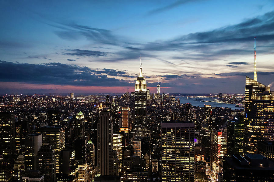 Manhattan at night Photograph by Alberto Zanoni