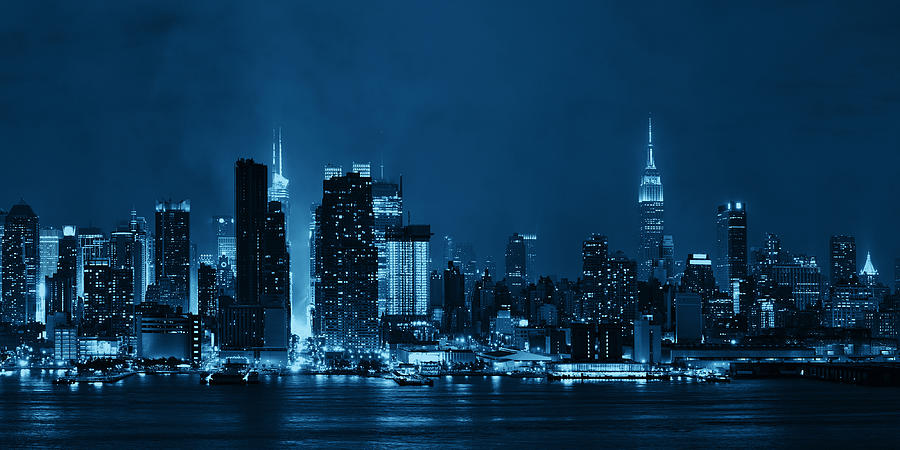 Manhattan midtown skyscrapers and New York City skyline panorama at ...