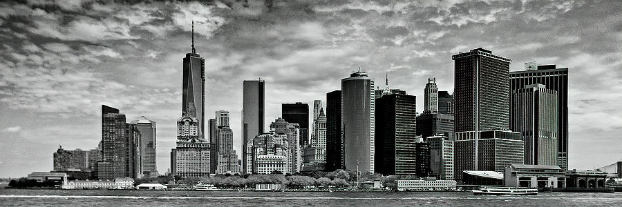 Manhattan Skyline NYC Black and White Photograph by Bill Swartwout ...