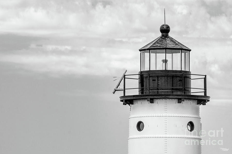 Manistee Lighthouse To The Side Grayscale Photograph by Jennifer White