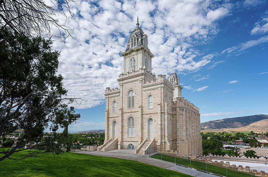 Manti Mormon Temple Photograph by Dave Koch