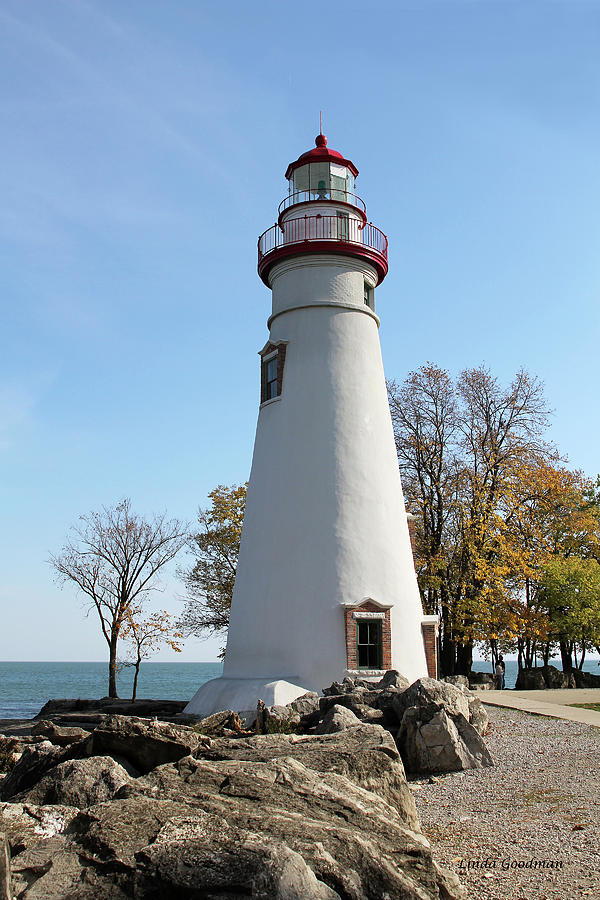 Marblehead Lighthouse in Fall Photograph by Linda Goodman | Pixels