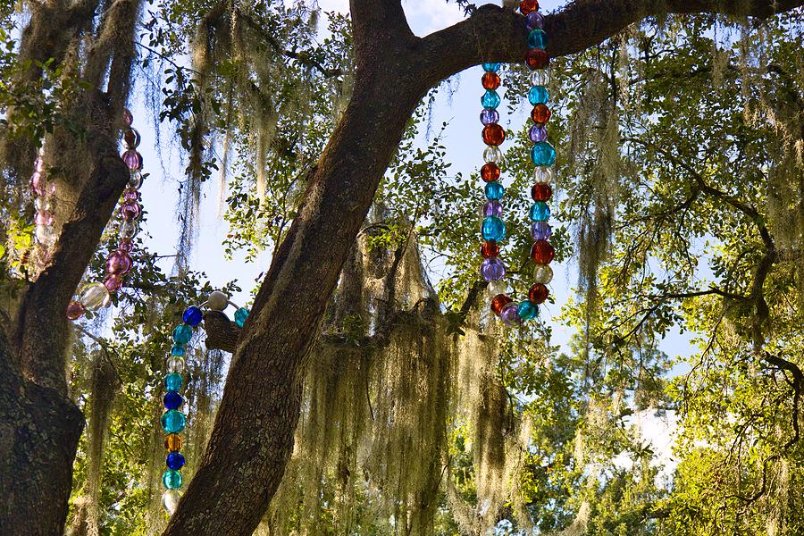 palm tree mardi gras beads