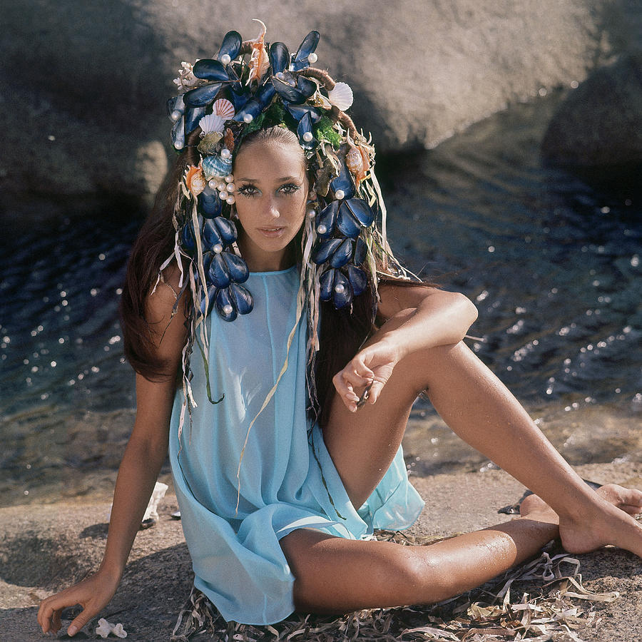 Marisa Berenson with Hair Full of Seashells Photograph by Henry Clarke