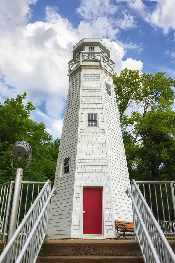 Mark Twain Memorial Lighthouse - Hannibal, MO Photograph by Susan Rissi Tregoning
