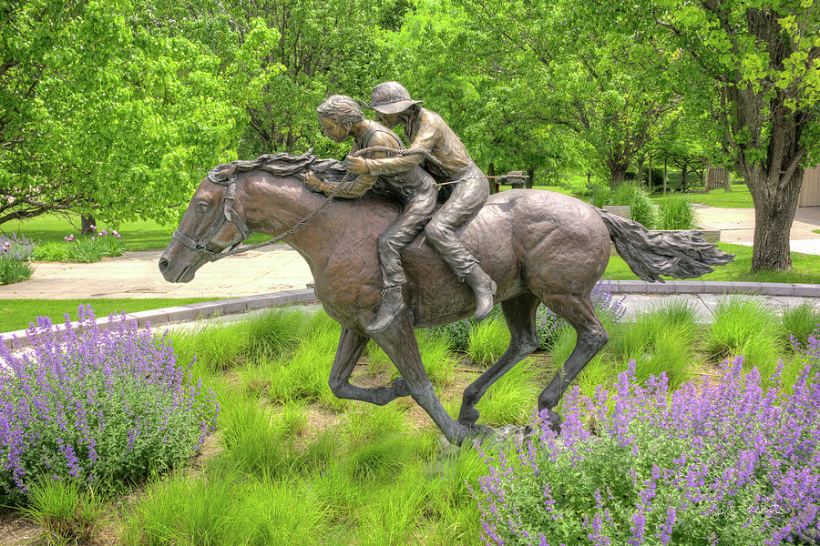Martin Brothers Statue Photograph by Jeff White