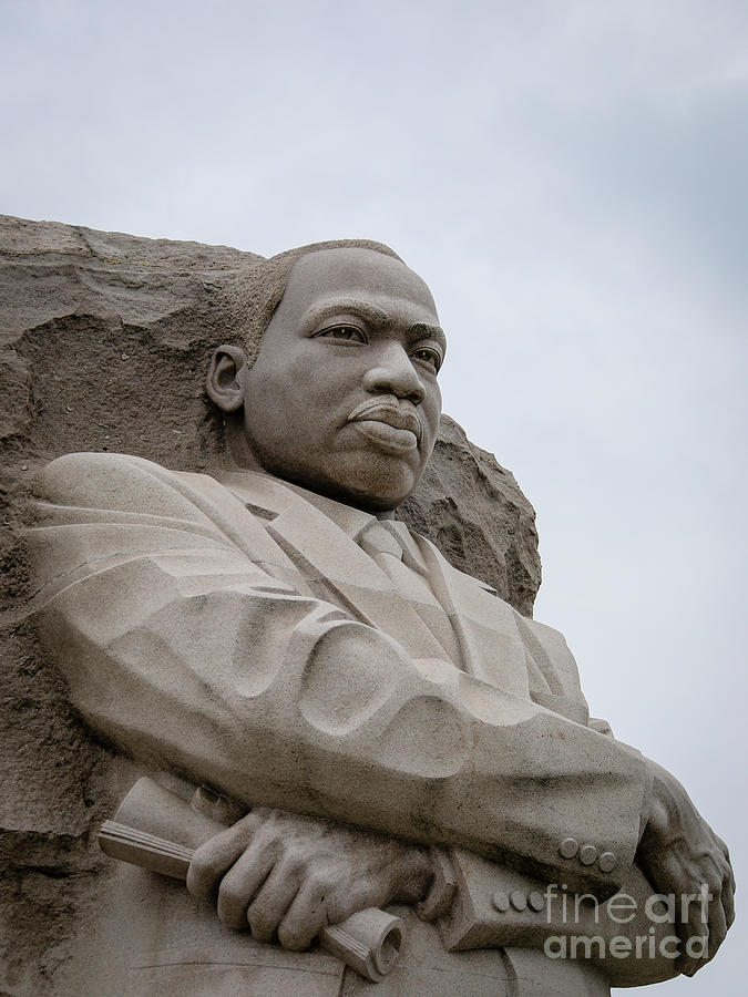 Martin Luther King, Jr. Arms Crossed, Holding Dream Speech Photograph ...