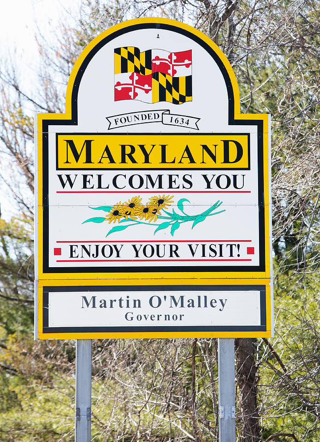 Maryland State Line Welcome Sign Photograph by Willowpix