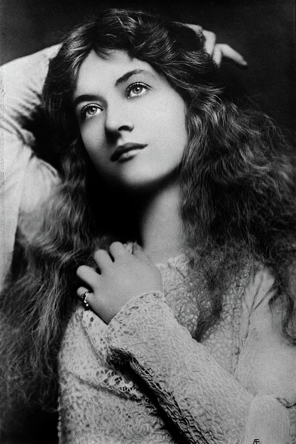 Maude Fealy Photograph by Unknown - Fine Art America