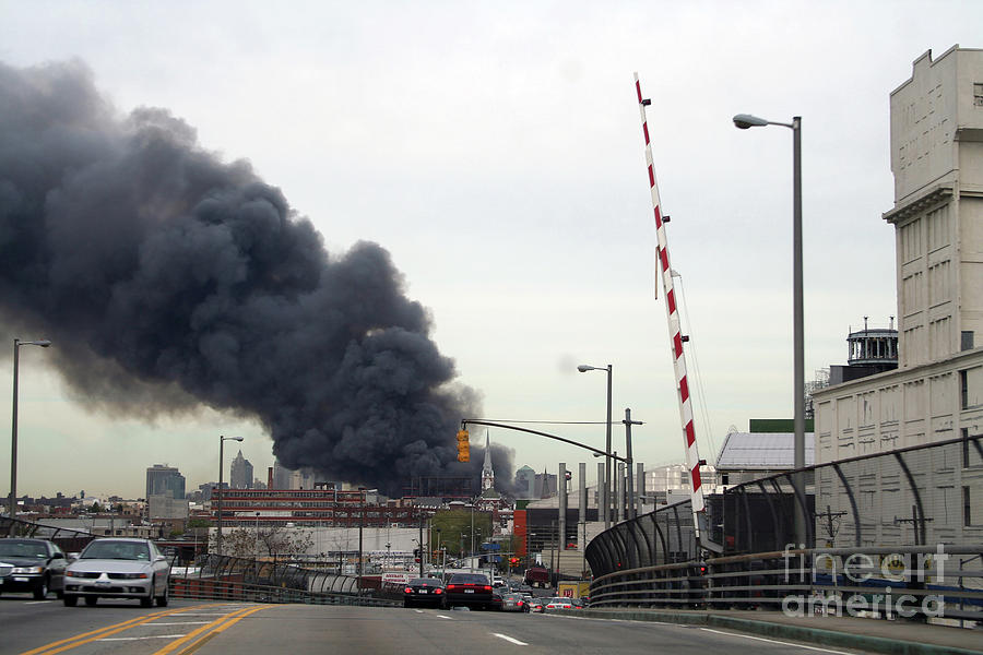 May 2nd 2006  Spectacular Greenpoint Terminal 10 Alarm Fire in Brooklyn, NY Photograph by Steven Spak