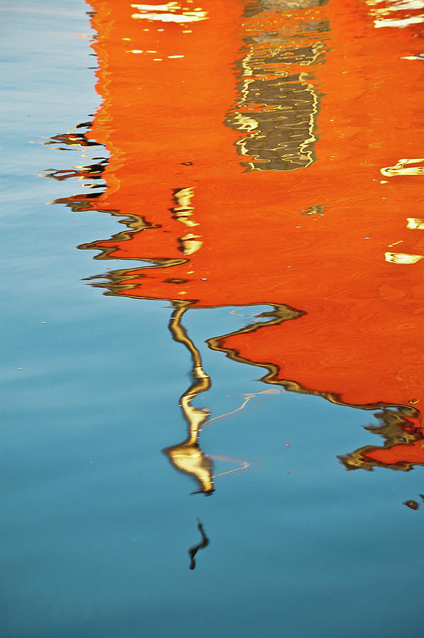 Abstract Photograph - May Reflects Red by Tom Trimbath