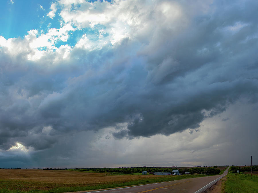 McLuvn Nebraska Thunderstorms 015 Photograph by NebraskaSC