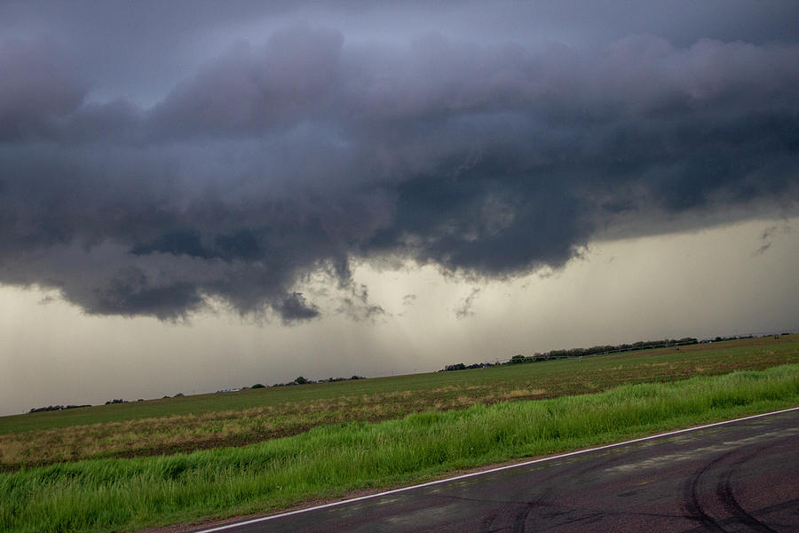 McLuvn Nebraska Thunderstorms 033 Photograph by NebraskaSC