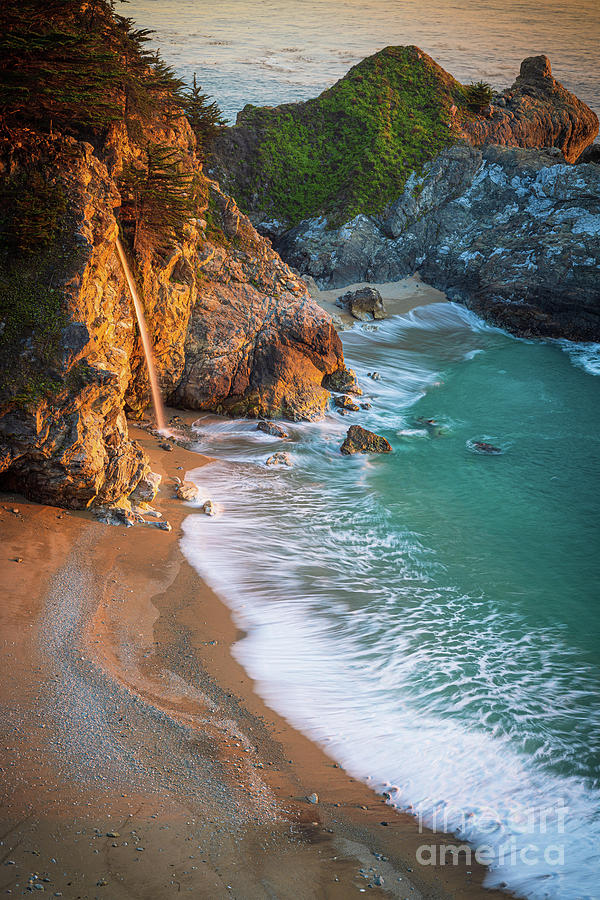McWay Falls Cove Photograph by Inge Johnsson