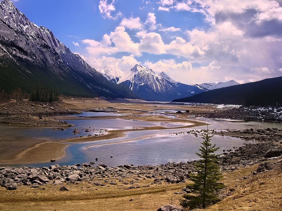 Medicine Lake - Jasper, Alberta Drought Levels Photograph by Ian McAdie