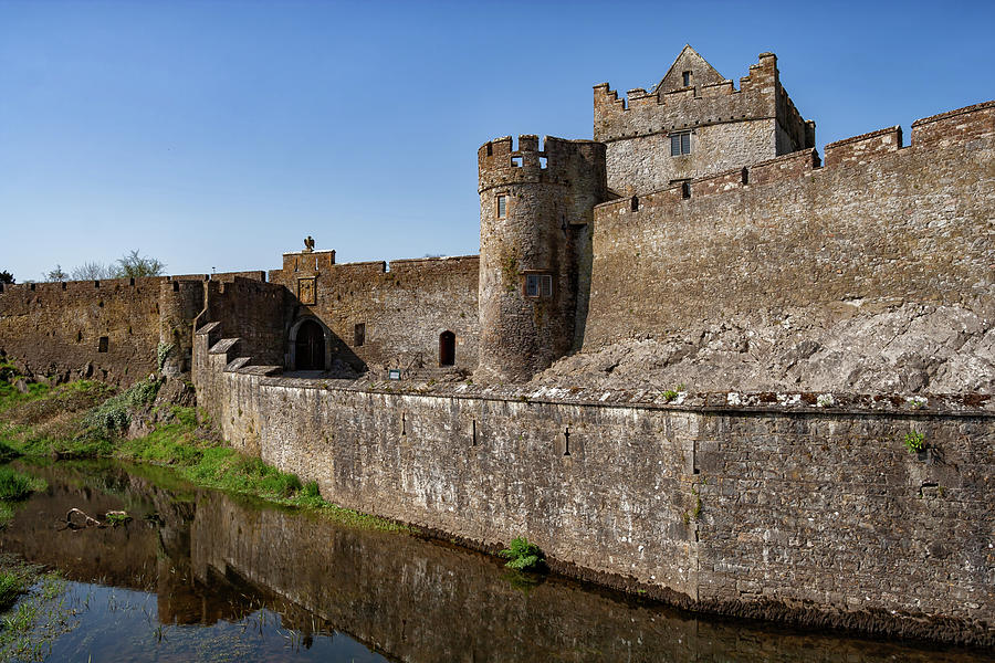 Medieval Cahir Castle In Ireland Photograph by Artur Bogacki