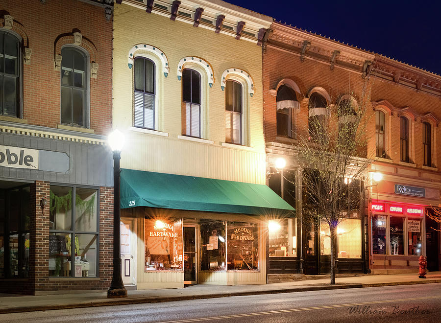 Medina Hardware Photograph by William Beuther - Fine Art America