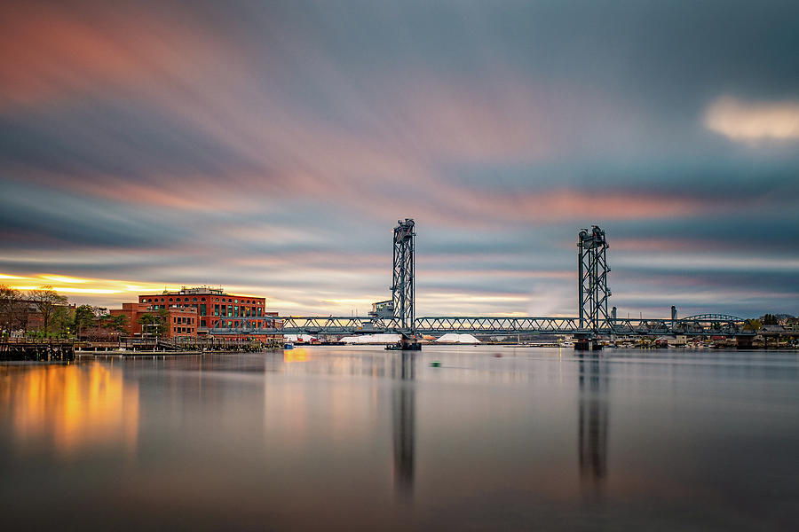 Memorial Bridge In 8 Minutes Photograph by Jeff Sinon