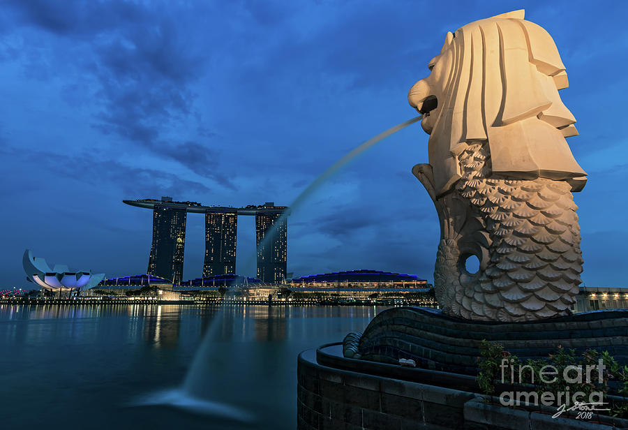 Merlion and Marina Bay Sands Photograph by Jeffrey Stone