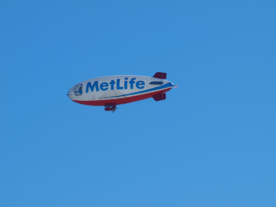 Met Life Blimp Snoopy Photograph by Dallaspaparazzo