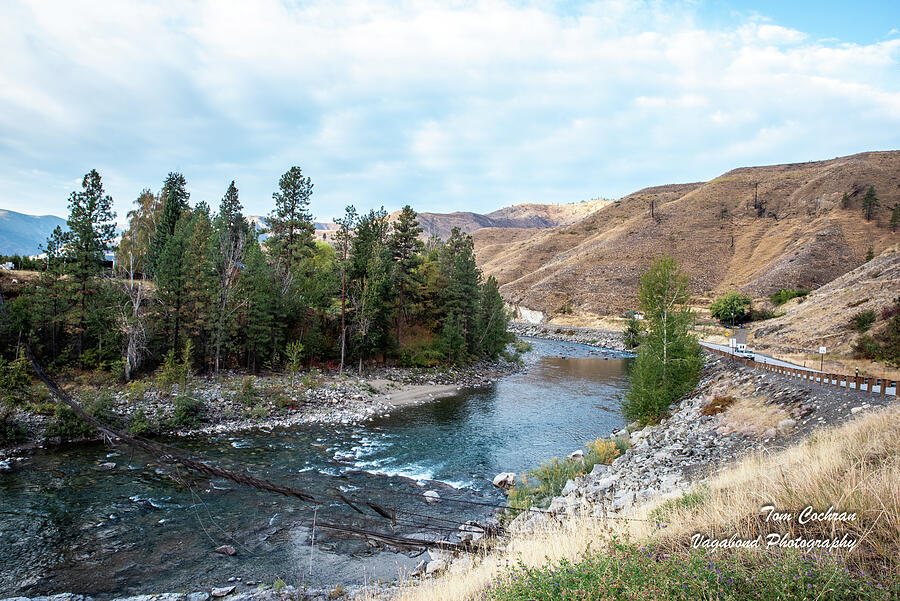 Methow River Bend Near Columbia River Photograph by Tom Cochran