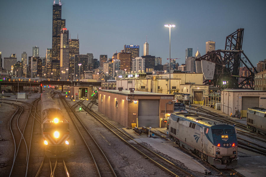 Metra 179 pulls train 919 southbound commuter train Chicago Illinois Photograph by Jim Pearson